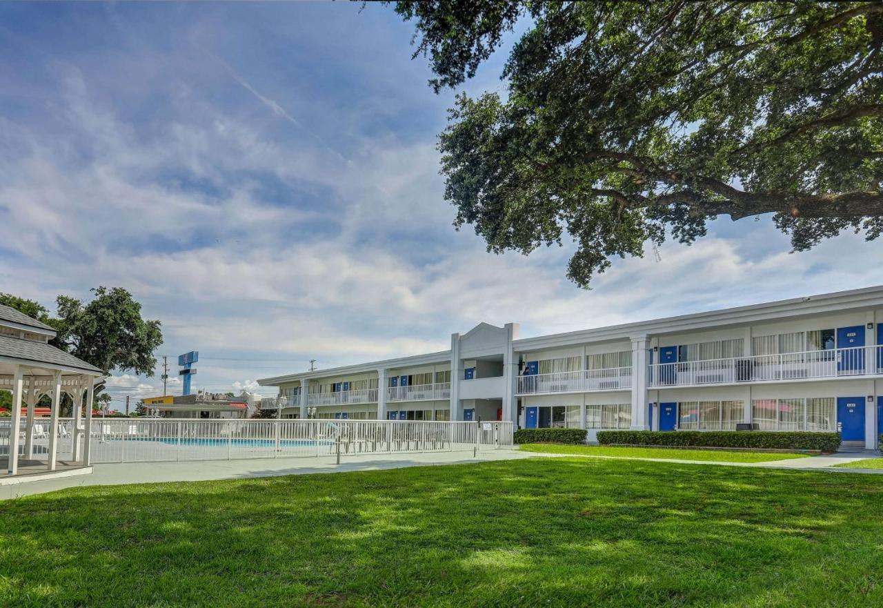 Motel 6-Jacksonville, Nc ภายนอก รูปภาพ