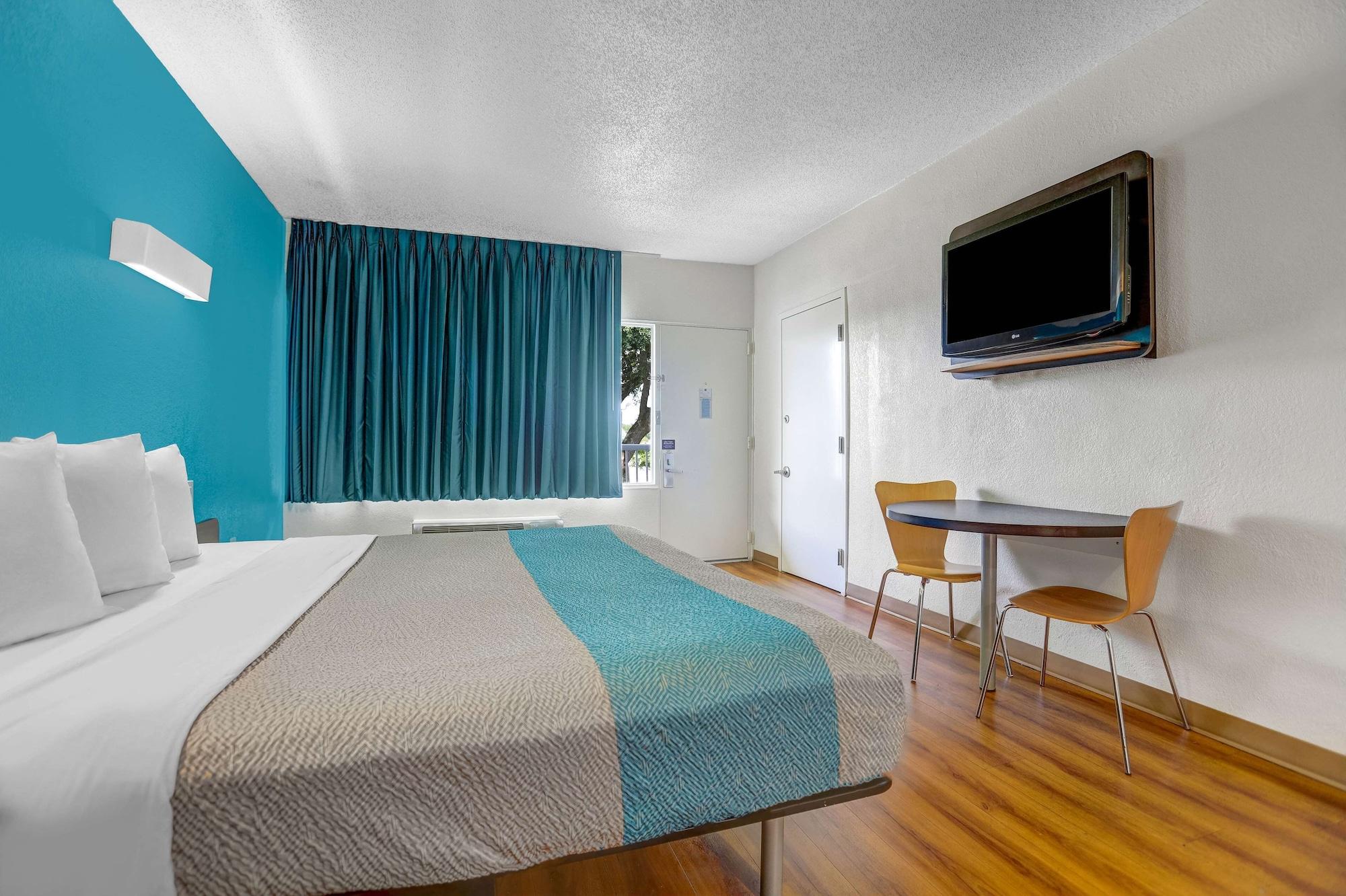 Motel 6-Jacksonville, Nc ภายนอก รูปภาพ