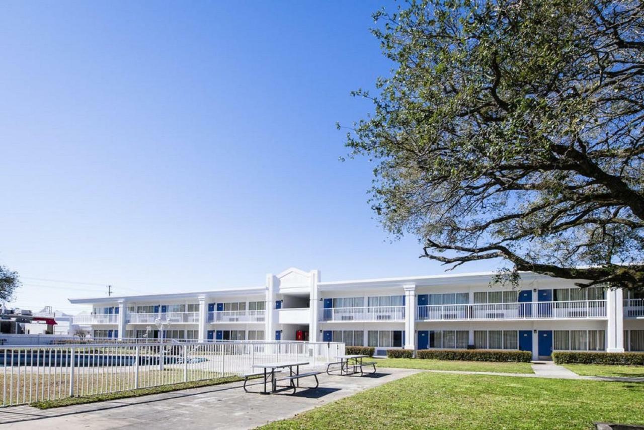 Motel 6-Jacksonville, Nc ภายนอก รูปภาพ