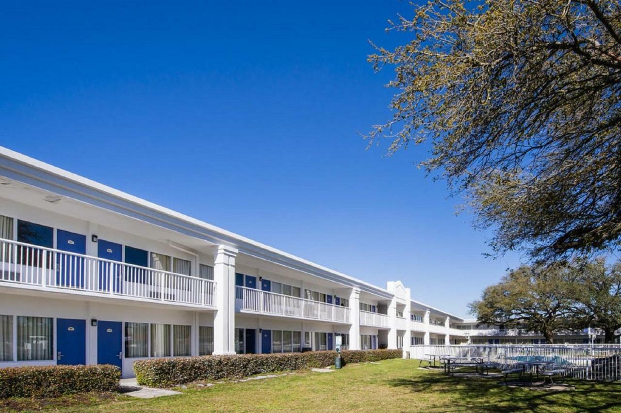 Motel 6-Jacksonville, Nc ภายนอก รูปภาพ