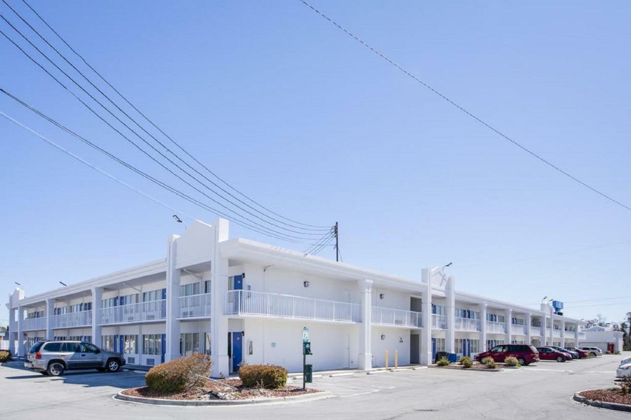 Motel 6-Jacksonville, Nc ภายนอก รูปภาพ